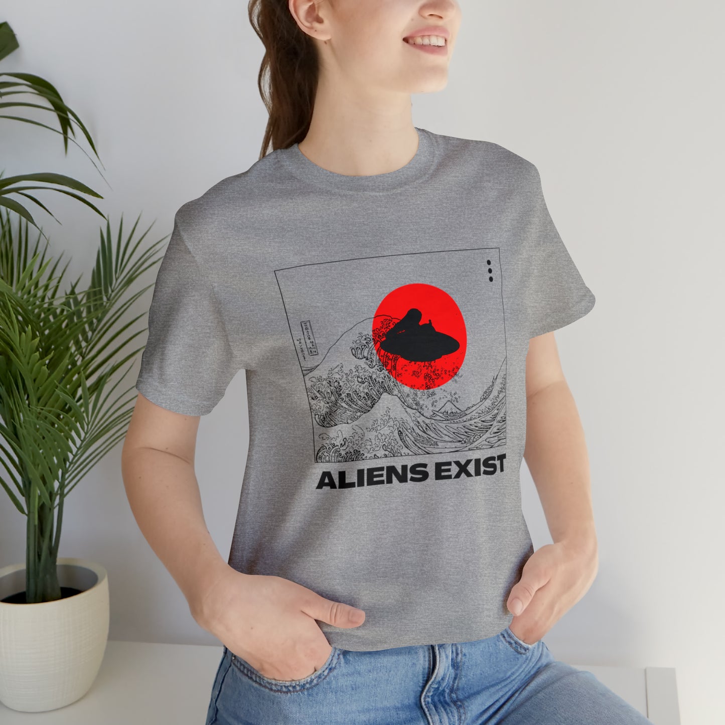 Aliens Exist in Japan t-shirt