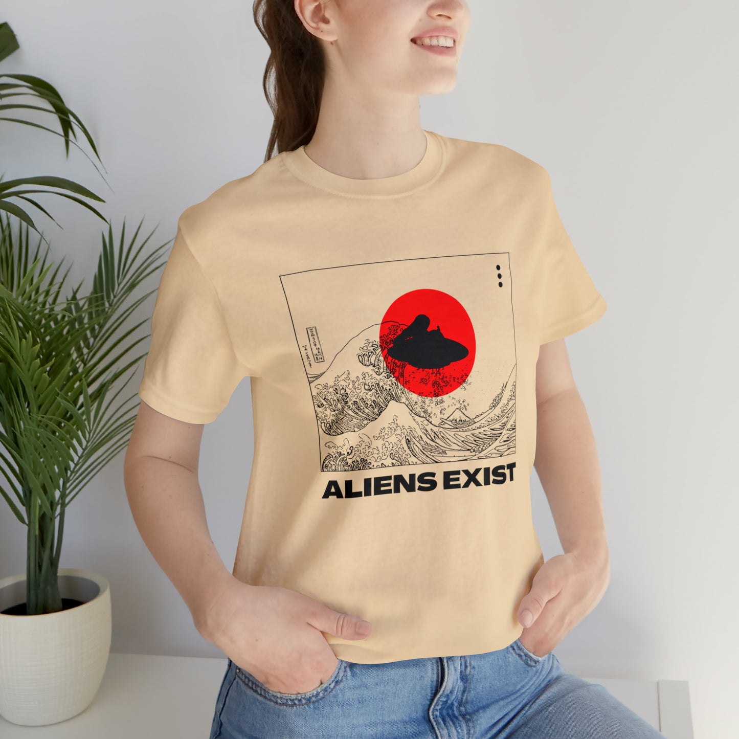 Aliens Exist in Japan t-shirt