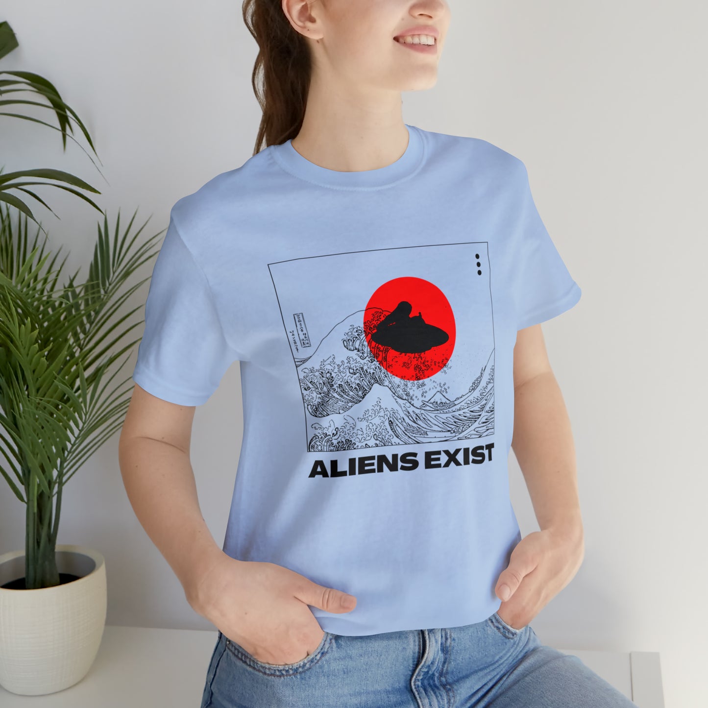 Aliens Exist in Japan t-shirt